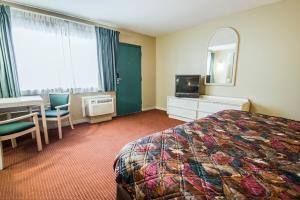 Hotel Rodeway Inn & Suites