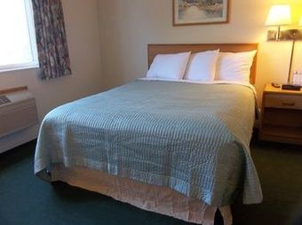 Super 8 Hotel - Petoskey