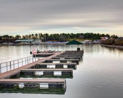 Hotel Clarion Resort On The Lake