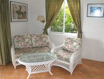 Hotel Nature's Paradise