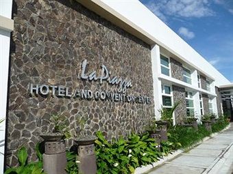 La Piazza Hotel & Convention Center