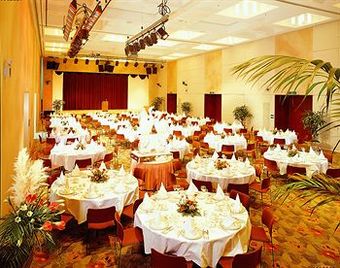 Hotel Phoenix Park Resort Condominium