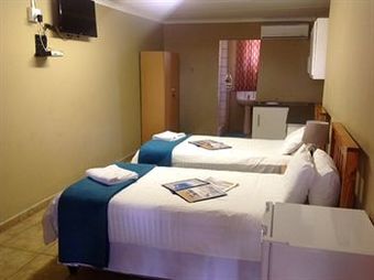 Hotel Sand River Resort