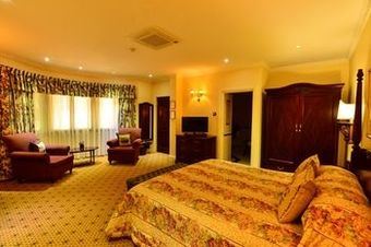 Hotel Stanley And Livingstone Private Game Reserve, Victoria Falls