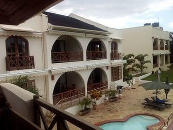 Aparthotel Mzima House