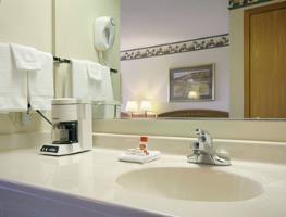 Hotel Super 8 Motel Le Claire Quad