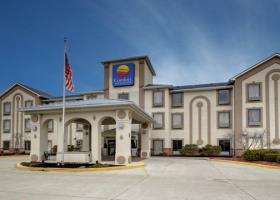 Hotel Comfort Inn & Suites