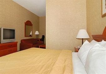 Hotel Comfort Inn & Suites