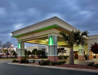 Holiday Inn Lumberton North - I-95, An Ihg Hotel