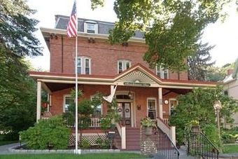 Bed & Breakfast Bricktown Inn
