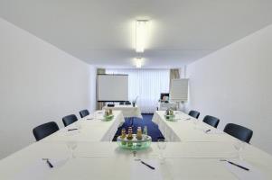 Hotel Balladins Superioraeropuerto