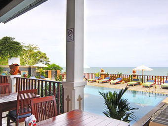 Hotel Phala Cliff Beach Resort