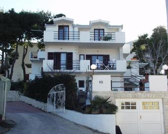 Hostal Apartment Slatine 460a