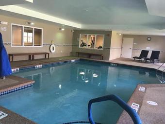 Holiday Inn Express Hotel & Suites Hampton South-seabrook