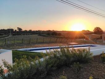 Agroturismo Entre Vinhas E Mar