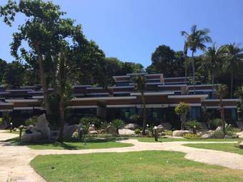 Hotel Kathalee Beach Resort & Spa