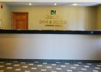 Hotel Quality Inn & Suites