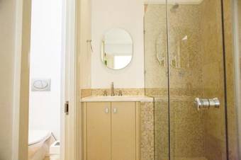 The Majestic Apartment