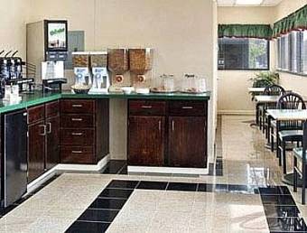 Hotel Super 8 Suwanee Georgia