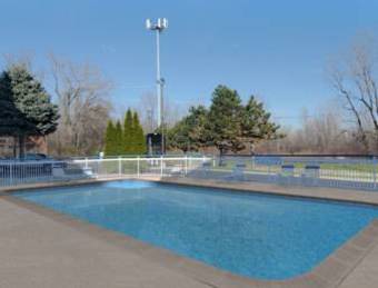 Hotel Howard Johnson Lansing