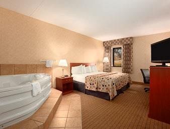 Hotel Baymont Inn & Suites Elkhart