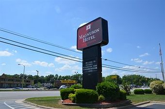 Magnuson Hotel Washington