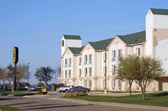 Hotel Super 8 Dfw Airport North