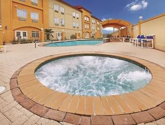 Hotel La Quinta Inn & Suites Raymondville