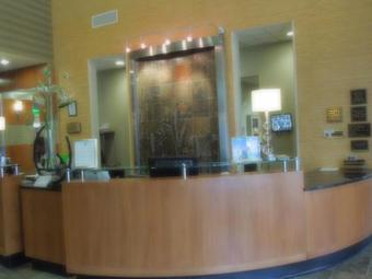 Holiday Inn Hotel & Suites Gateway