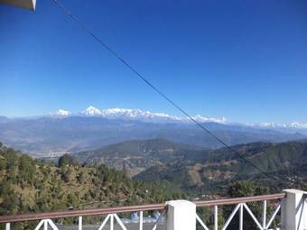 Hostal Snow View Guest House Kausani
