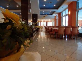 Stefania Beach Hotel