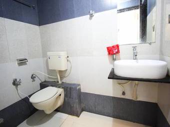 Hotel Oyo Rooms City Pulse Gandhinagar Highway 2