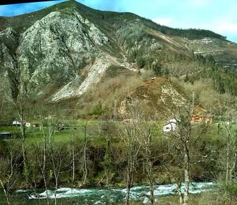 Agroturismo A Pie De Picos