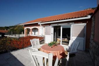 Three-bedroom Holiday Home In Bribir I