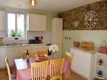 Holiday Home Lann�anou With A Fireplace 05