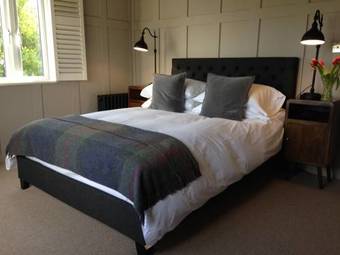 Bed & Breakfast Number Fifty Town House