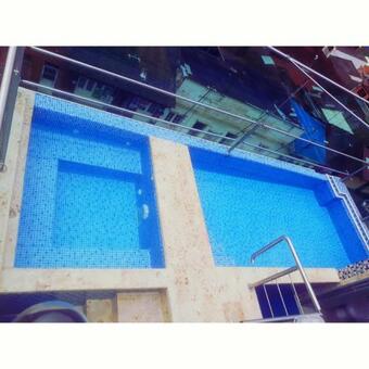 Natural Hotel De La Vega