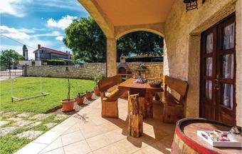 Apartment Orbanici 03