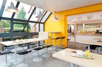 Hotelf1 Saint Brieuc