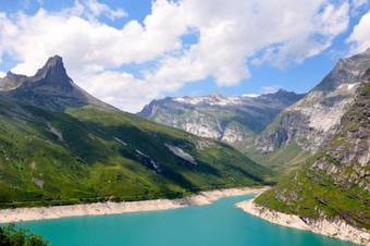 Panoramic Ecodesign Apartment Obersaxen - Val Lumnezia I Vella - Vignogn I Near Laax Flims I 5 Swiss Stars Rating