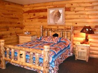 Motel Wolf Den Log Cabins And Rv Park