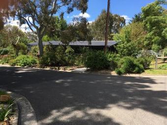 Bed & Breakfast Hilltop Too