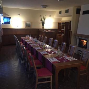 Hostal Penzion A Restaurace Lemberk