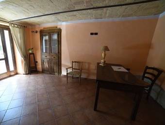 Agroturismo Agriturismo " La Valle Degli Ulivi"