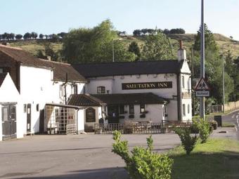 Posada Snugzz At The Sali