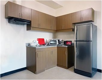 Aparthotel Home Edge Accommodations @ Tivoli Garden Residences