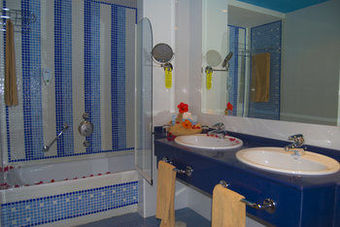 Sbh Crystal Beach Hotel & Suites - Adults Only