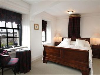 Bed & Breakfast The Old Library Lodge And Restaurant