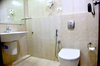 Hotel Oyo Premium Pattom Junction