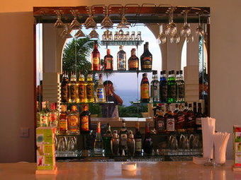 Blue Point Bay Villas And Spa